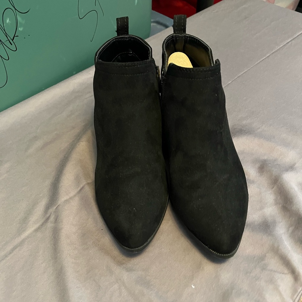 Ladies faux suede booties